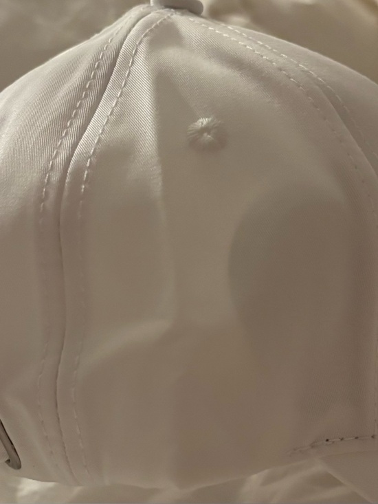 Alo Yoga White Embroidered Logo Baseball Hat New One Size